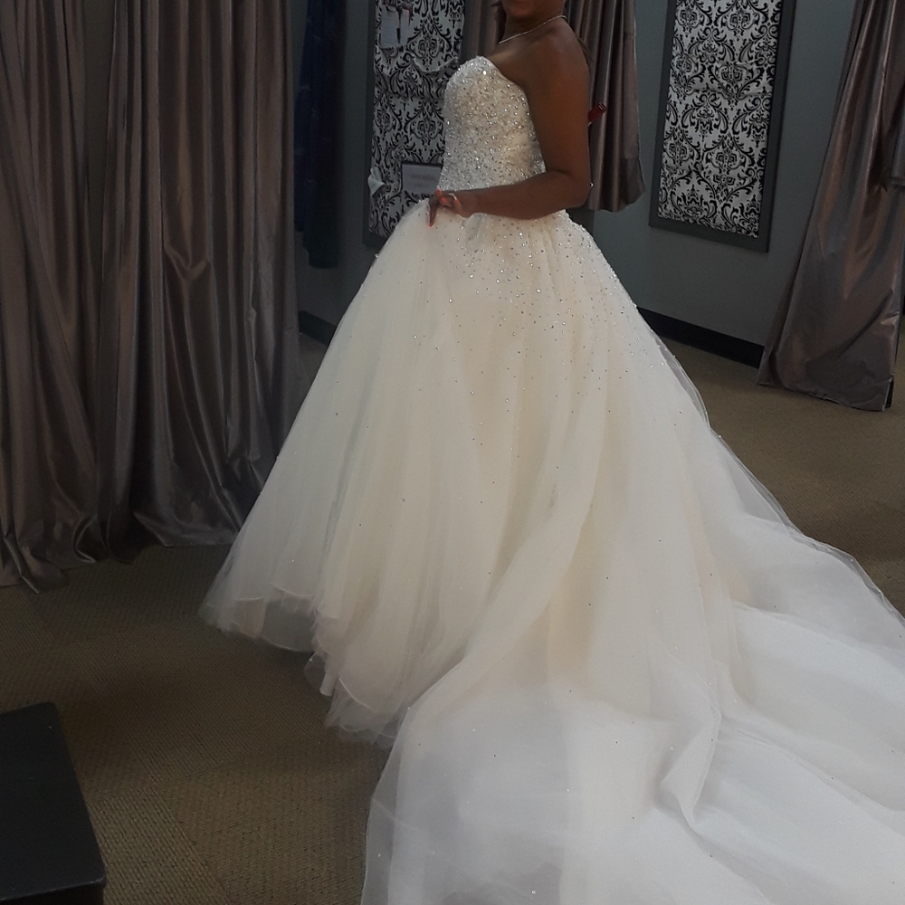 Beautiful White Wedding Dress